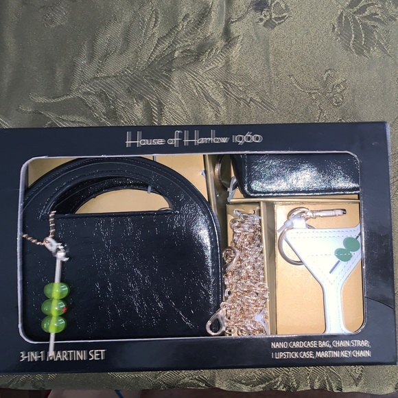House of Harlow 1960 Handbags - 🆕-🔥SPECIAL 🔥House of Harlow 1960 🍸 3-IN-1 MARTINI BAG SET